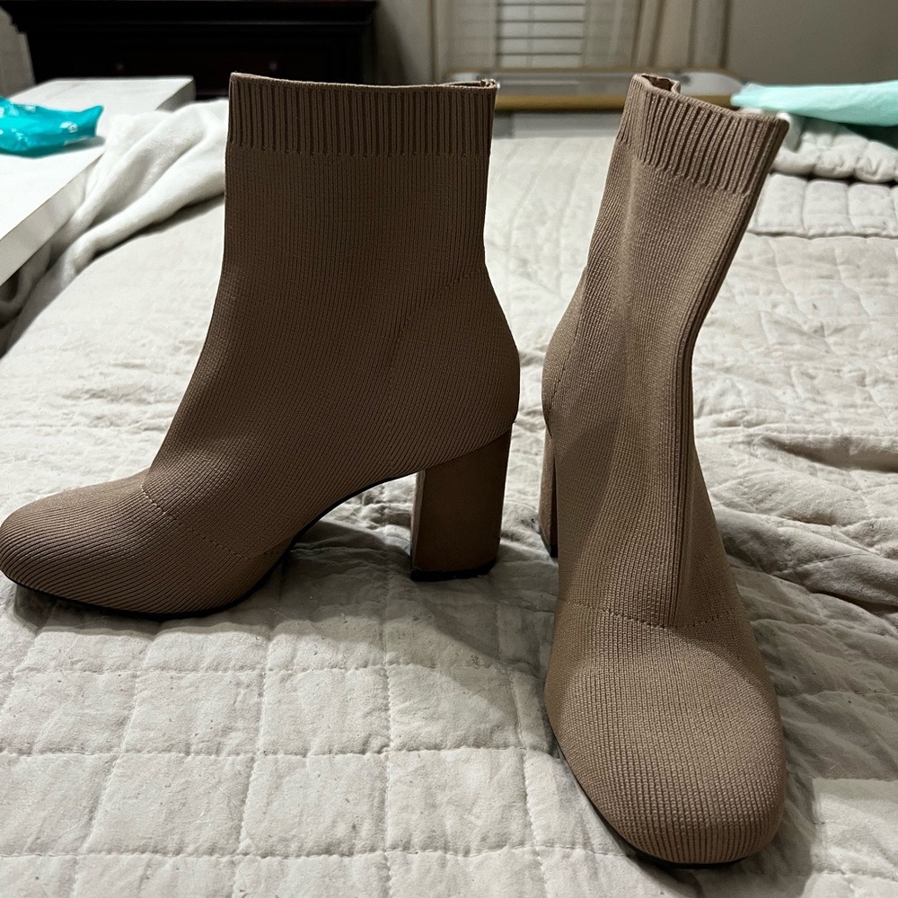 MIA Elegant Tan/Brown Boots
